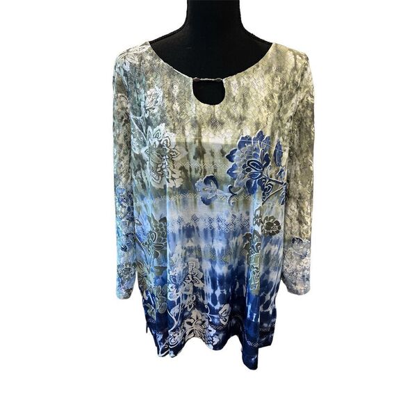 Scoops Neck Top by Alfred Dunner - Picture 1 of 8